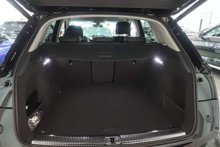 Used Audi Q5L 2022 Updated 45T Luxury Dynamic Version
