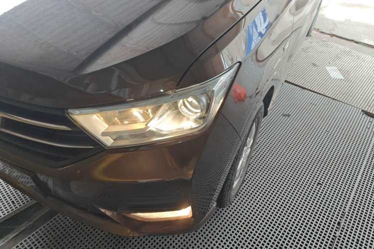 Used Wuling Hongguang 2021 1.5L Revised S Standard Version Hydraulic-Power-Assisted LAR