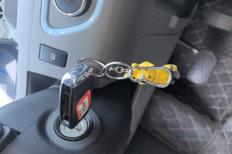 Used Dongfeng Fengon MINIEV 2022 Shishi Style Practical Version Vehicle Key