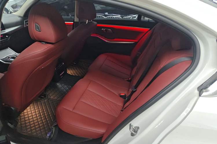 Used BMW i3 2025 eDrive 35 L Left Rear Seat