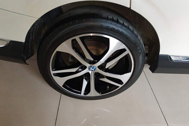 Used Venucia T90 2017 2.0L CVT Leading Edition