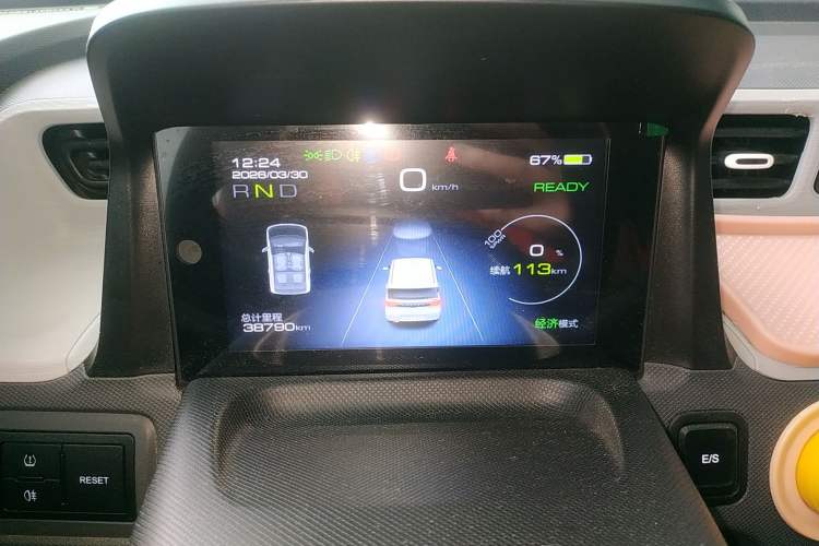 Used Wuling Hongguang MINIEV 2022 Macaron Premium Model – Lithium Ternary Battery
