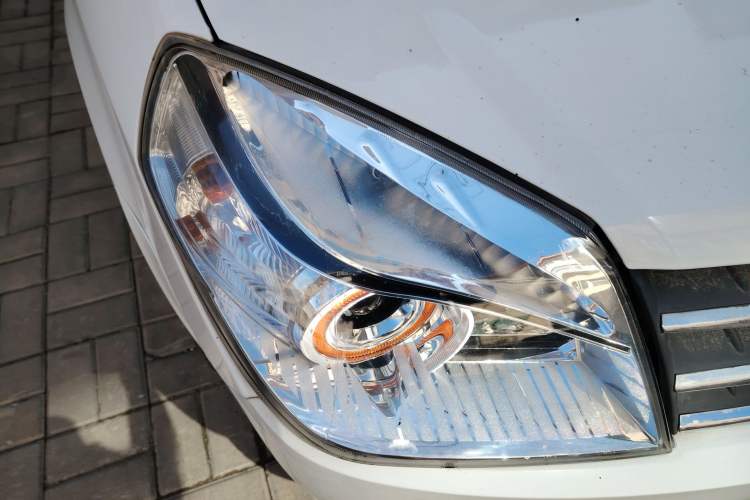 Used Geely Auto Diamond 2013 1.5L Manual Elite Model
