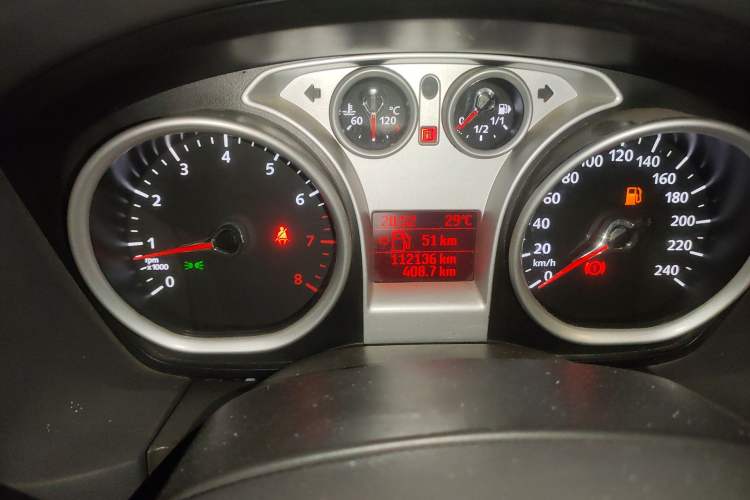 Used Ford Focus 2012 Sedan Classic 1.8L Manual Base Model Odometer Close Up