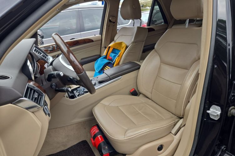 Used Brabus M-Class  Left Front Seat