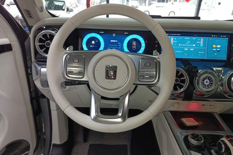 Used Cyberspace Tank 300 2021 2.0T Cyber Tank