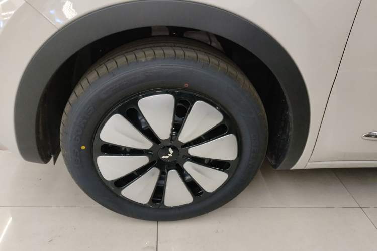 Used Wuling Bingo 2024 333 km Enjoyment Version