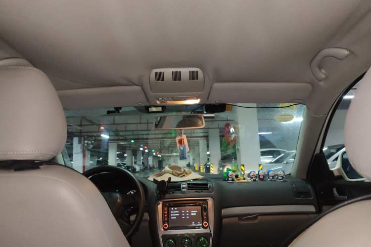 Used Skoda Octavia 2014 1.6L Manual Yijie Edition
