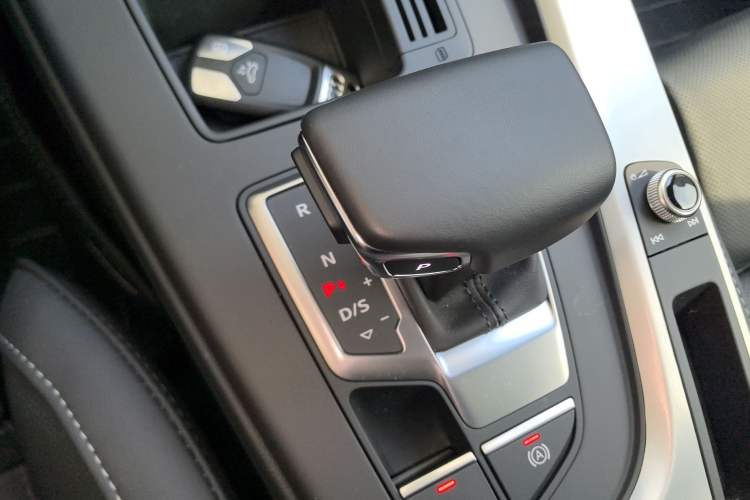 Used Audi A4L 2023 40 TFSI Fashion Dynamic Model