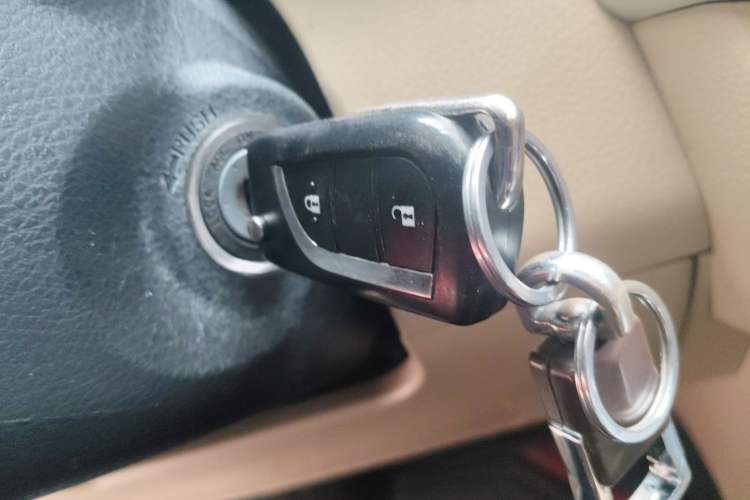 Used Toyota Highlander 2015 2.0T Two-Wheel Drive Elite Edition 5 Seats