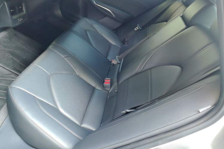 Used Toyota Avalon 2023 2.0L Luxury Edition