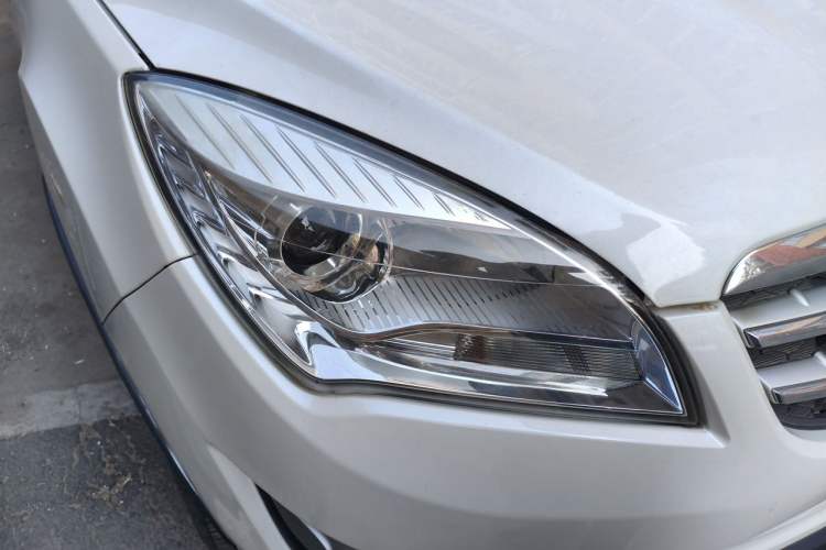 Used CHANGAN CS35 2015 1.6L Automatic Prestige Model China IV Standard
