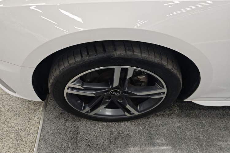 Used Audi A4L 2022 40 TFSI Fashion Dynamic Model
