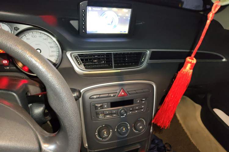 Used Peugeot 308 2014 Enjoy Edition Classic 1.6L Automatic Premium Model Audio And AC Panel