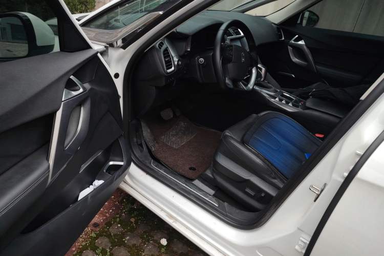 Used DS 5 2014 1.6T Elegant Version THP160
