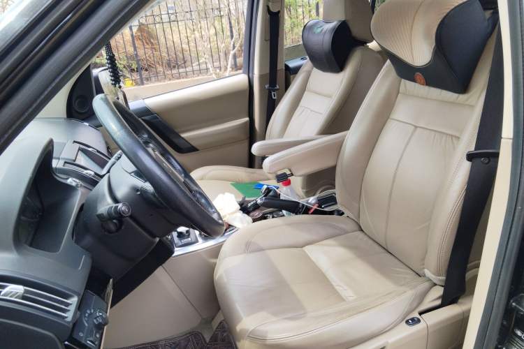 Used Land Rover Freelander 2 2011 2.2T SD4 SE Diesel Edition Left Front Seat