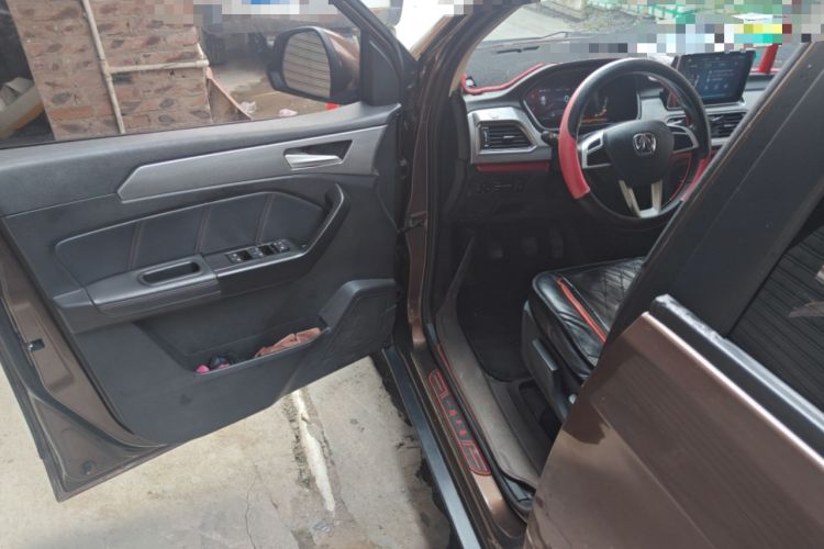 Used BAIC Weiwang M50F 2017 1.5L Standard Model