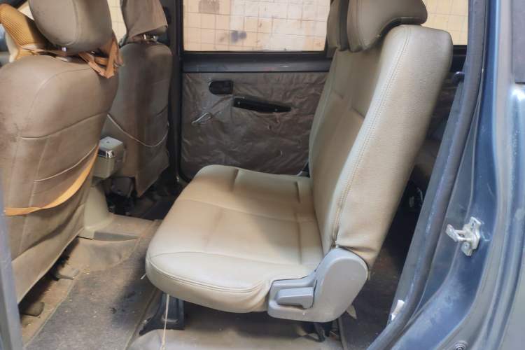 Used Wuling Hongguang 2014 1.2L Base Model China IV
