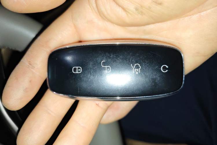 Used Denza D9 2022 EV 620 Prestige Model