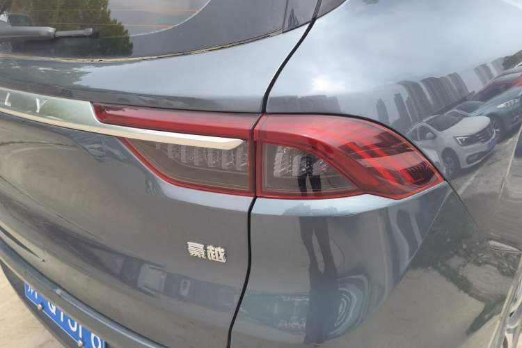 Used Geely Auto Haoyue 2020 1.8TD DCT Flagship 5-Seater Exterior 3