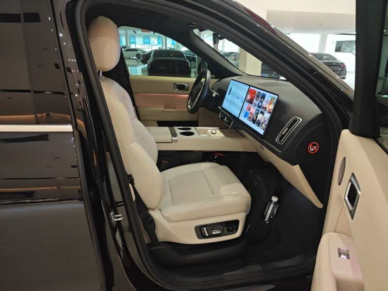 Used Li Auto L9 2023 Pro Model — 24