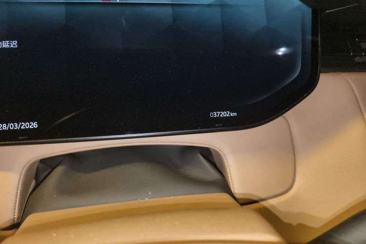 Used Land Rover Range 2023 3.0 L6 400 PS Extended Long-Wheelbase Version