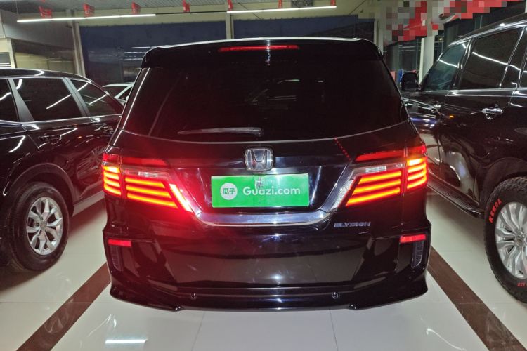 Used Honda Elysion 2016 2.4L Luxury Edition
