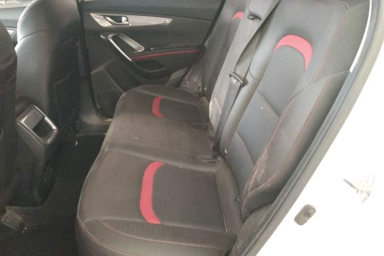 Used CHANGAN CS55 2018 1.5T Automatic Colorful Edition China V Standard
