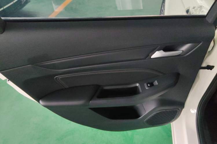 Used Ford Escort 2021 1.5L Automatic Diamond Edition
