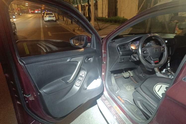 Used Citroen C3-XR 2015 1.6L Automatic Pioneer Model
