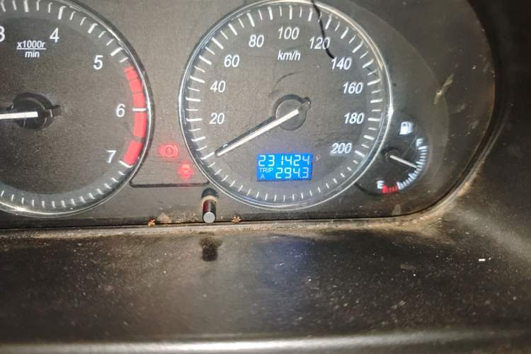 Used BAIC Weiwang M20 2014 1.5L Basic Version DAM15DL
