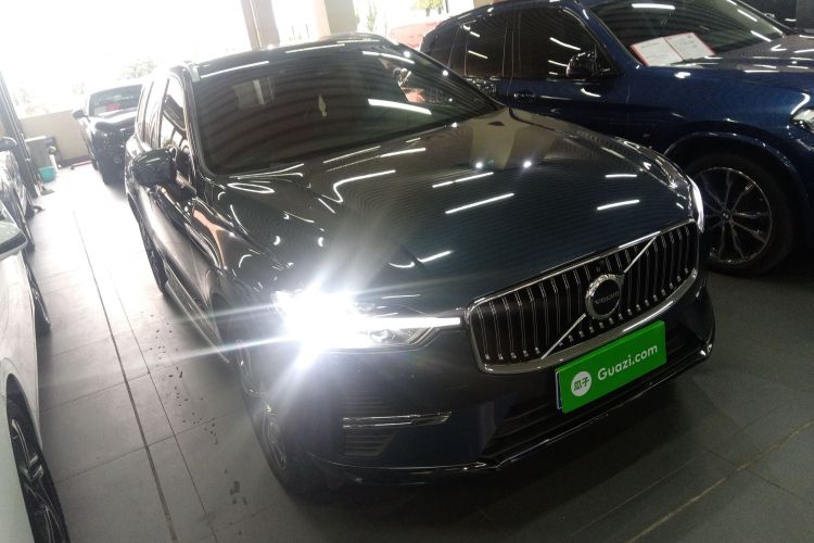 Used Volvo XC60 2023 B5 4x4 Smart Luxury Edition