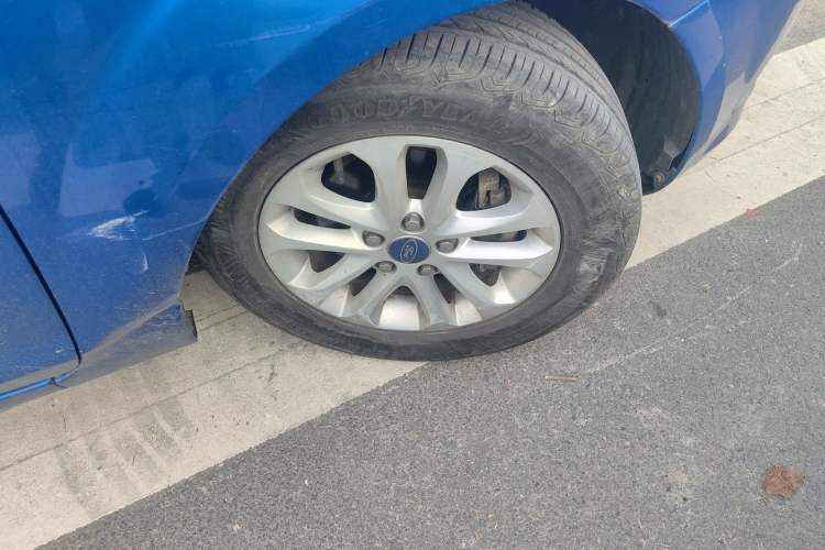 Used Ford Focus 2013 Hatchback Classic 1.8L Manual Base Model
