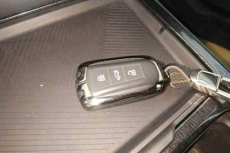 Used Dongfeng Aeolus Yixuan MAX 2021 1.5T Super-Powered Dad Edition
