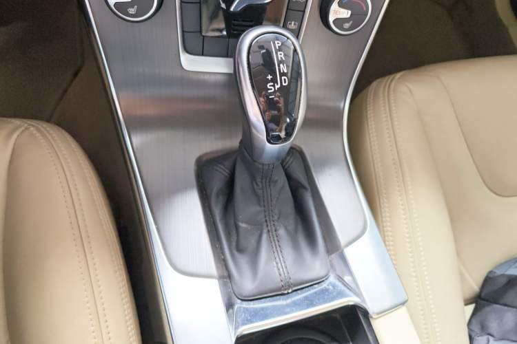 Used Volvo S60 2014 S60L T5 Intelligent Drive Edition
