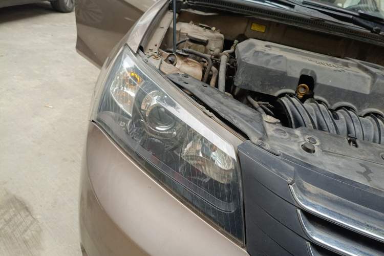 Used Geely Auto Classic Emgrand 2013 Sedan 1.5L Manual Elite Model Right Front Headlight