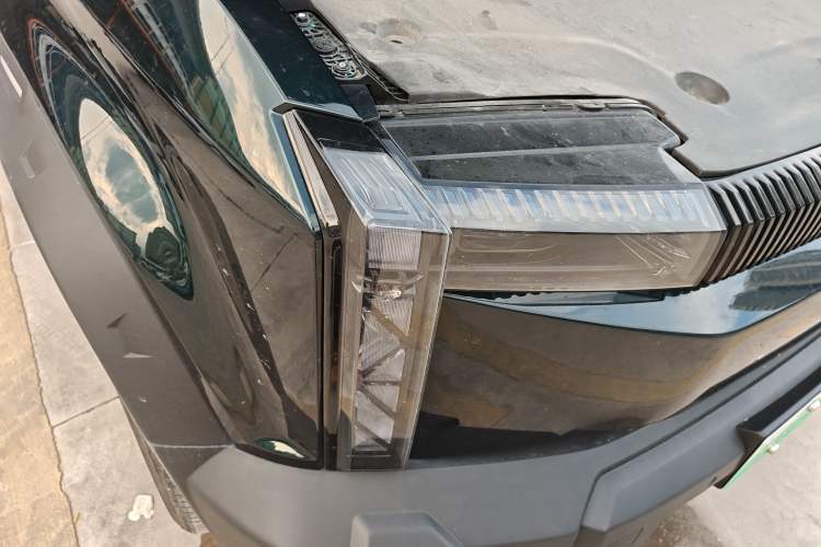 Used iCAR 03T 2024 520km Two-Wheel Drive Long-Range Version