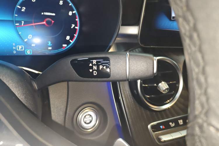 Used Mercedes-Benz C-Class 2021 C 200 L Fashion Edition Sport Version Gear Lever