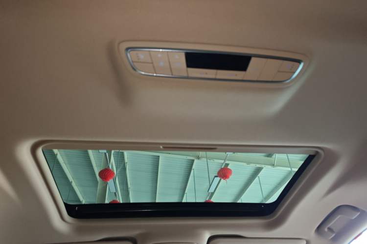 Used Buick GL8 2021 ES Land Cruiser 653T Luxury Edition