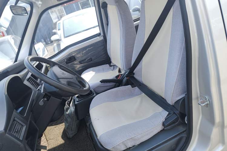 Used Wuling Zhiguang Small Truck 2020 1.2L Double Cab