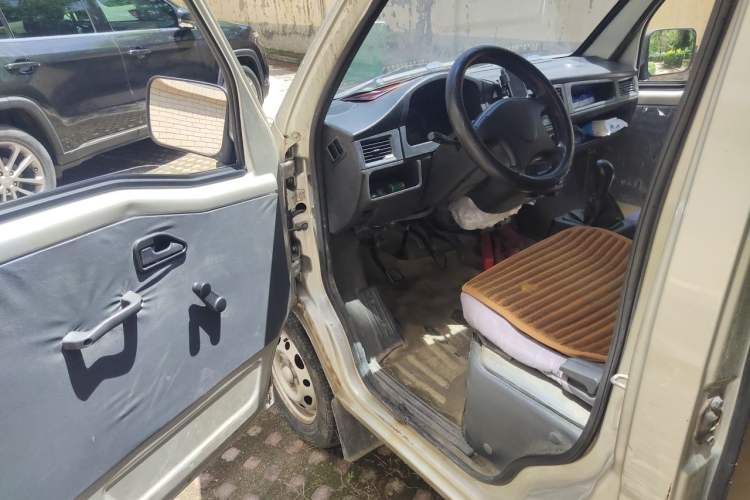 Used Wuling Zhiguang 2014 1.2L Extended Version LD6

