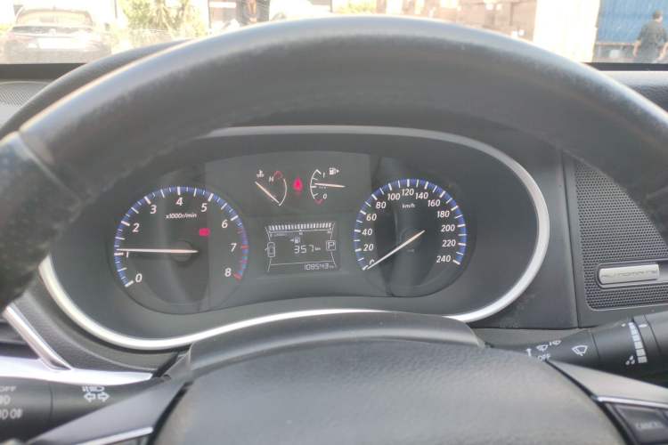 Used Venucia T90 2017 2.0L CVT Smart Edition
