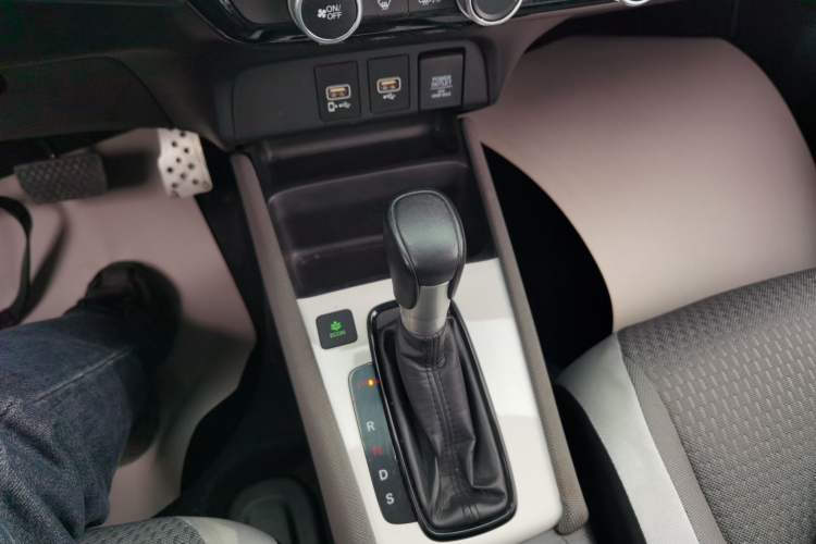 Used Honda LIFE 2021 1.5L CVT CRO-S Fun Edition
