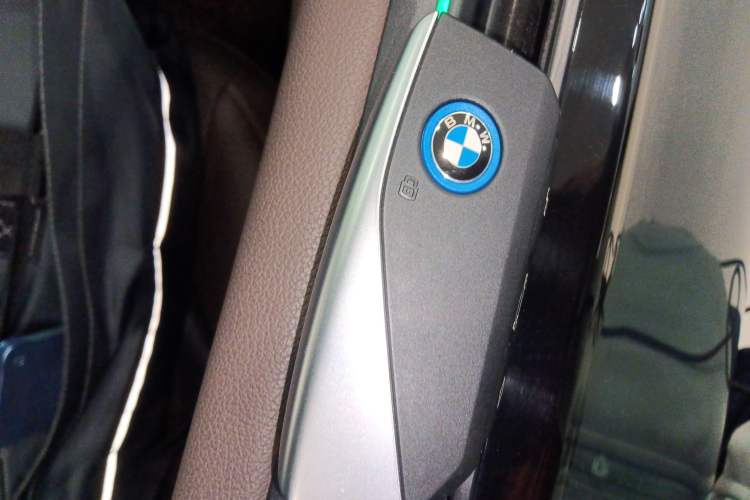 Used BMW iX 2023 xDrive40 Vehicle Key