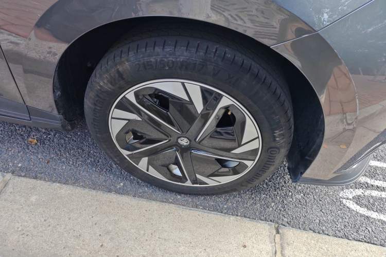 Used MG 4 EV 2022 425 km Luxury Edition
