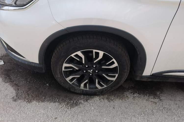 Used Mitsubishi Outlander 2020 2.0L Two-Wheel Drive Enjoyment Version 5 Seats