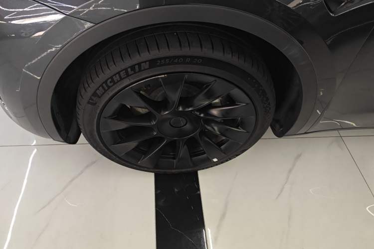 Used Tesla Model Y 2024 Rear-Wheel-Drive Version