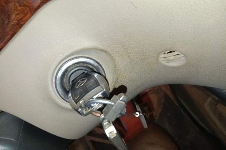 Used Mercedes-Benz Viano 2013 3.0L Navigator Edition
