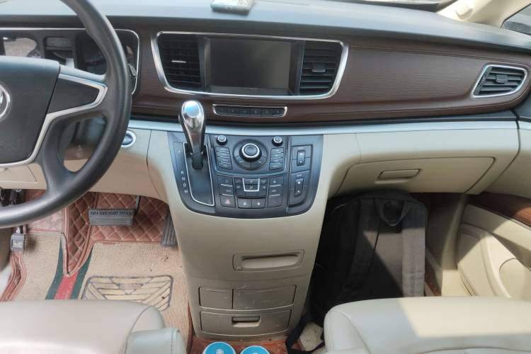 Used Buick GL8 2014 2.4L CT Luxury Business Comfort Edition
