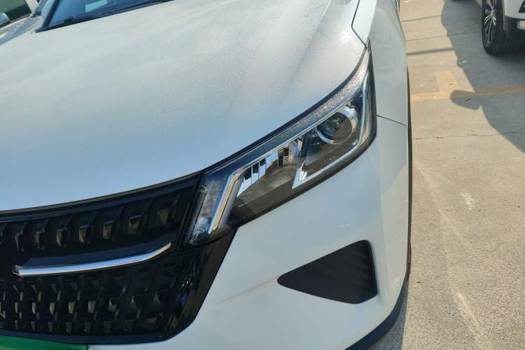 Used Wuling Asta 2021 1.5T Manual Xingyue Edition Left Front Headlight